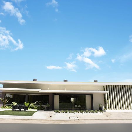 Laoag Parklane Hotel Eksteriør billede
