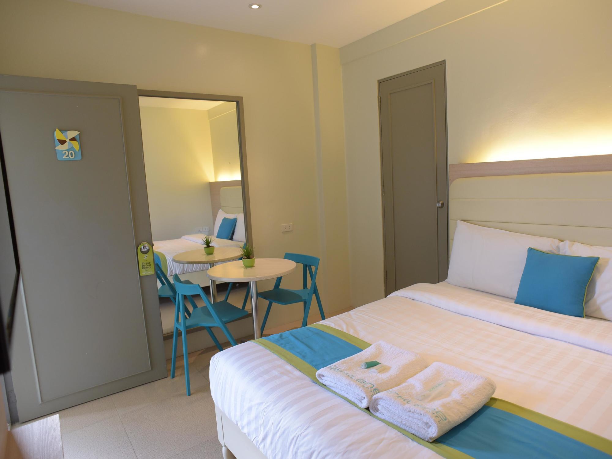 Laoag Parklane Hotel Eksteriør billede